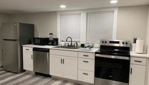 Newly Renovated Lincolnton Downtown Rail Trail Apartment - Walk to Main St - Foto 3