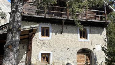 MAISON CARAIL Névache 14 personnes - Foto 2, Garden