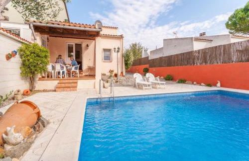 Peaceful Holiday Home in Costa Brava With Private Pool - Foto 6