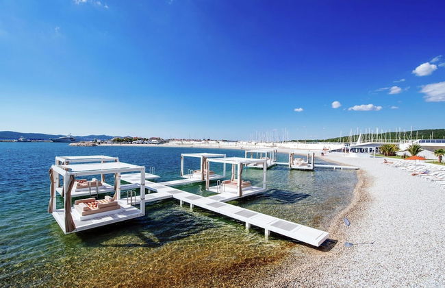 Nice Villa With Private Pool, Fenced Garden, Roofed Terrace, Near the Beach - Foto 35