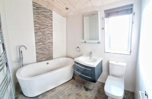 Skyline Lodge Loch Lomond Castle Lodges - Foto 10