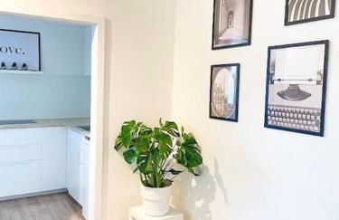 MEGHA Living - 2 Zimmer Appartments mit Küche - Zentral - Foto 26