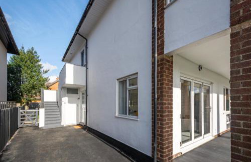 Butterfly House - Luxury 2 Bedroom Property - Foto 24