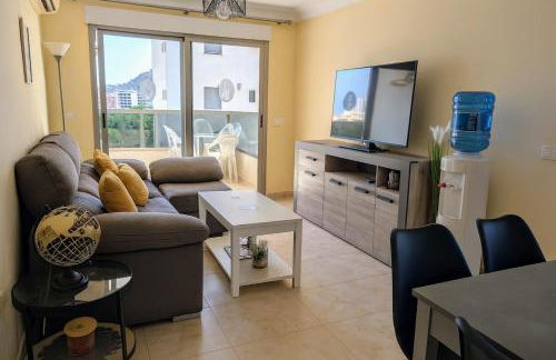 Apartamento con piscina de verano e invierno - Photo 4