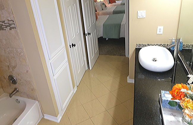 6Bdrm 3.5Bath 14Beds - 2 Story Houston - Foto 11