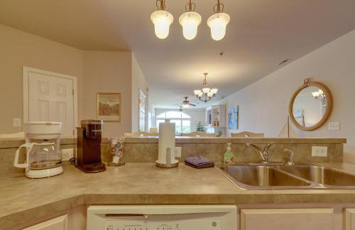 Community Pools and Beach Smith Mountain Lake Condo - Foto 12