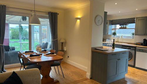 5 Edgebury - Photo 4