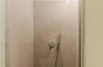 Grand Villa w/ Pool, Garden & Garage by HostWise - Foto 70