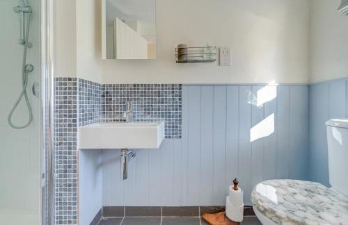 4 Bed in Ningwood oc-ic048 - Photo 13