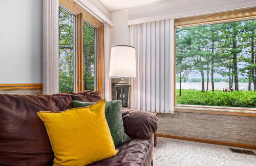 Relax & Explore Waterfront Crawford Lake Cottage 4878 - Foto 23