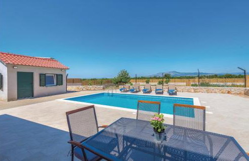 Three-Bedroom Holiday Home In Pakovo Selo - Foto 5