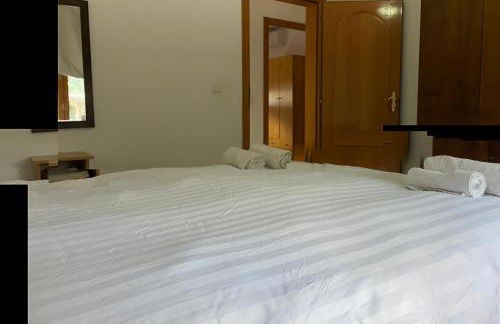 Agradable Villa con piscina y vistas al mar - Photo 25