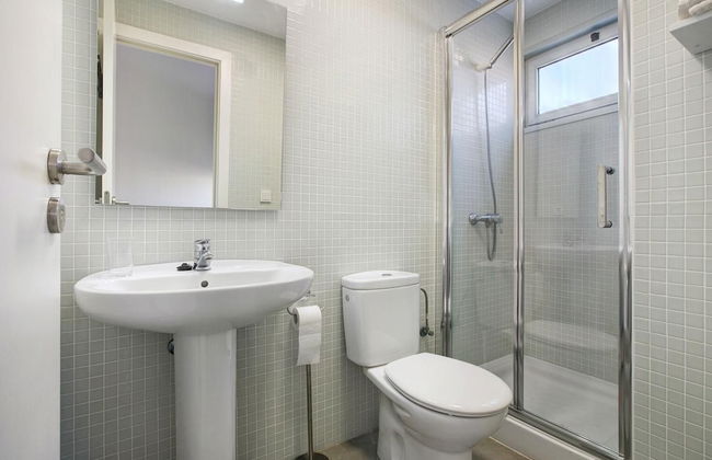 Beautiful Duplex Facing The Beach - Photo 7