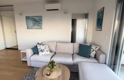 Splendid Split View apartment - Photo 12