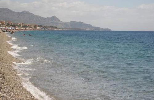 Magic Etna and glamorous blue sea - Foto 44