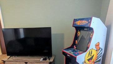 Relaxing Rustic Oasis II, Unit B - 6 minute walk to Downtown! Cyclists Welcome! - Foto 4, Game Room