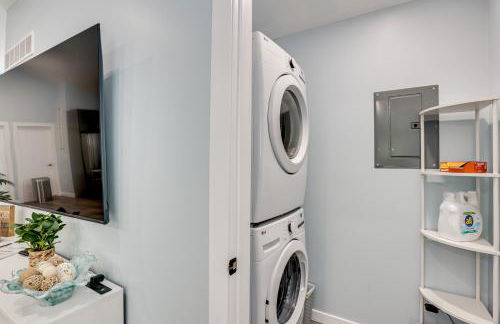 Pet Friendly Higgins Lake Home Firepit and Yard - Foto 6