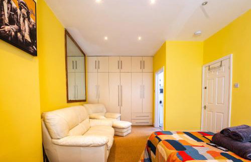 Huge 4 BR, 30s to Tube, 3 Bath & Gym Gear - Foto 24