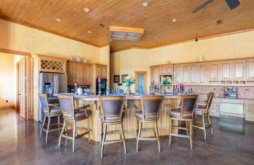 Texas Ranch House with 5 Bedroom and Fish Pond - Foto 14