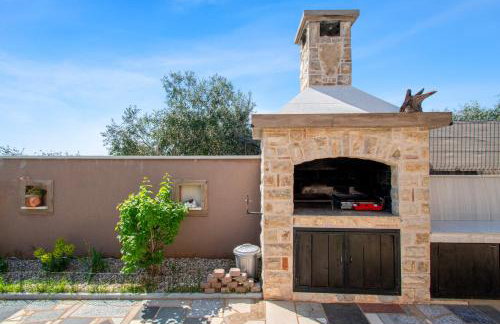 Holiday Home Enard with Jacuzzi by Istrabook - Foto 18