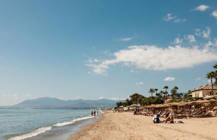 Ático Dúplex en playa Las Chapas - Foto 2