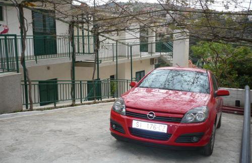 Apartments Neva - Photo 9