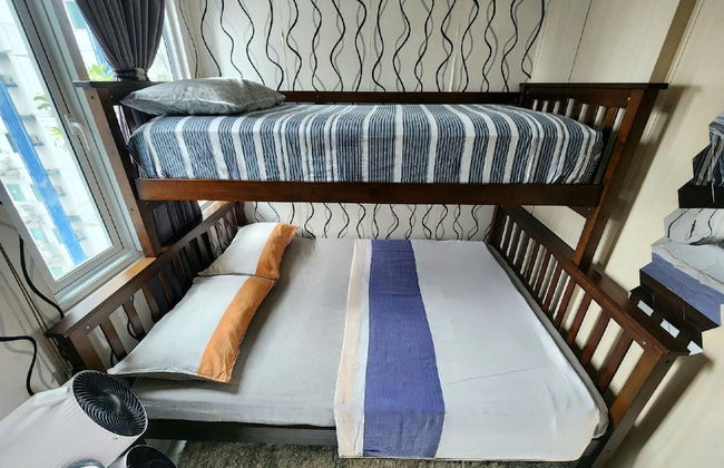 High-Tech Studio at Grass Residences -2 persons only, Quezon City - Foto 8