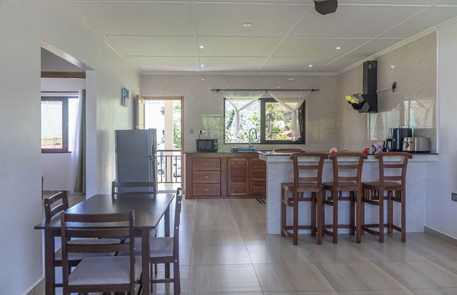 Yvon's Tropical Villa - Foto 32