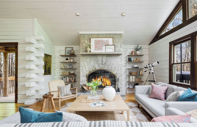 Half Moon by Avantstay 4BR Cabin w/ Large Deck & Yard w/ Patio & Outdoor Dining - Foto 8