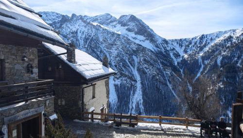 Hostdomus - Castle Apartments - Photo 2