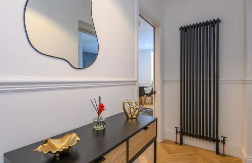 Paradise Boutique Deluxe - Leeds City Center - Steps to Ivy Asia - Foto 27