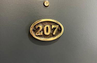 Historic BLDG, Coffee Shop, FAST Wi-Fi, Room # 207 - Foto 8