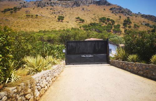 New entire villa with pool and sea views - Photo 3