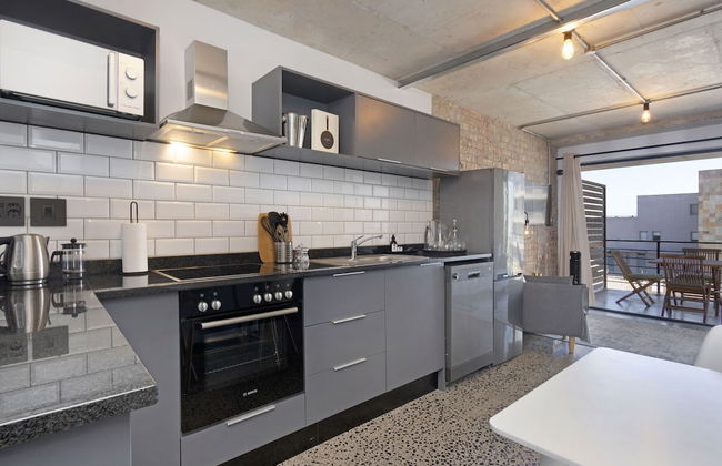 Manhattan on Coral 7 - Photo 12