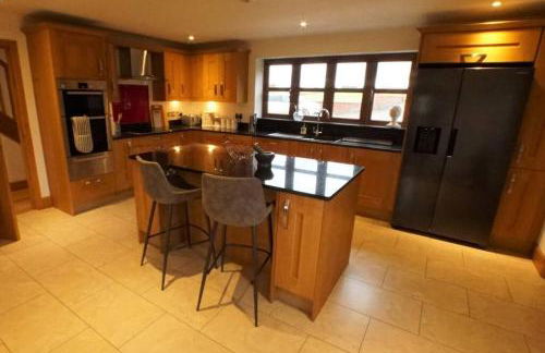 OAKLEY LODGE- LUXURY FARM COTTAGE - Foto 15