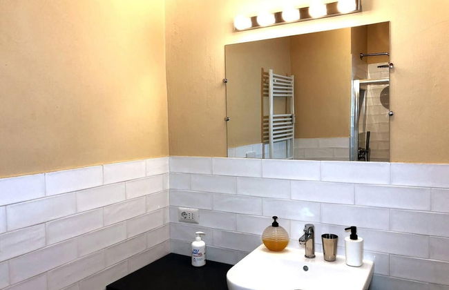 Inviting 2-bed Apartment in Milano - Foto 29