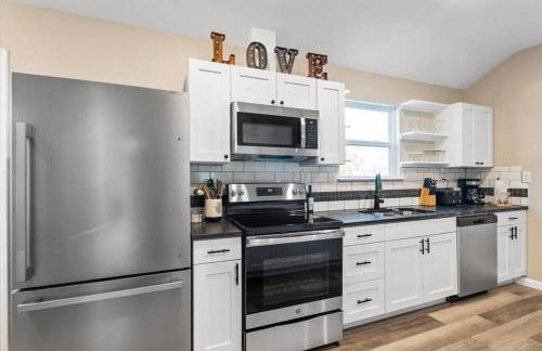 Modern Cabin Nestled in a Pine Forest Near Austin - Foto 66