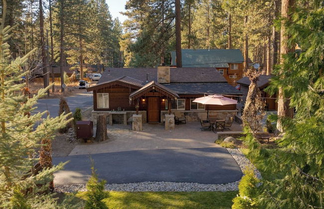 Lake Star by Avantstay Hot Tub, Walk to Beach - Foto 4