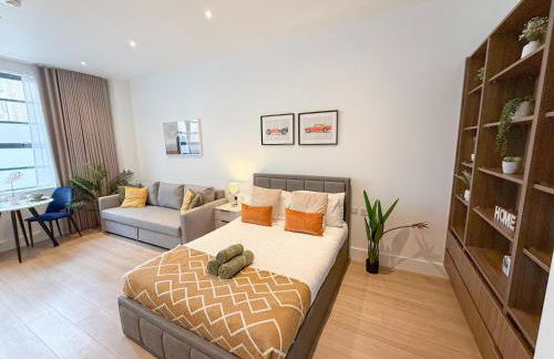 3-Bedroom with Balcony and Studio Apartments in St Johns Wood near Marylebone & Regents Park by NourNest Apartments - Foto 68