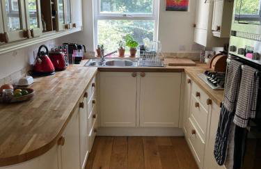 Charming Two-Bedroom in Shepherds Bush - Foto 21