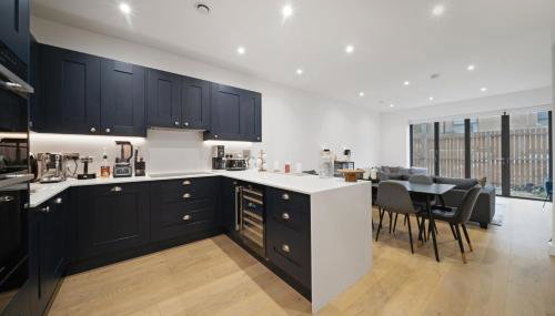 Spacious 4-bed townhouse with parking - Foto 2, stove, dishwasher