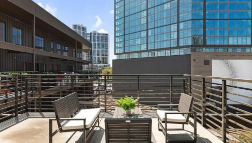 Luxury Penthouse with 2 Floors Pool Patio Gym Walk to Broadway - Foto 5