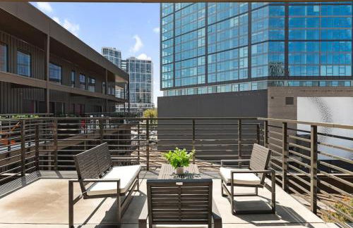 Luxury Penthouse with 2 Floors Pool Patio Gym Walk to Broadway - Foto 5