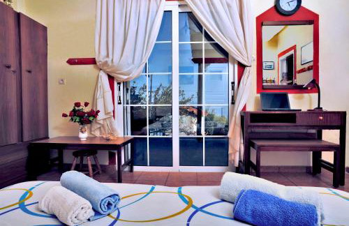 Ikaria Studios - Photo 12