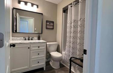 4 Bedroom Lakefront Home with Private Beach on Cedar Point Chaussee - Photo 68