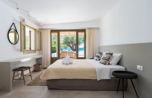 Glaros Kouremenos - Photo 11