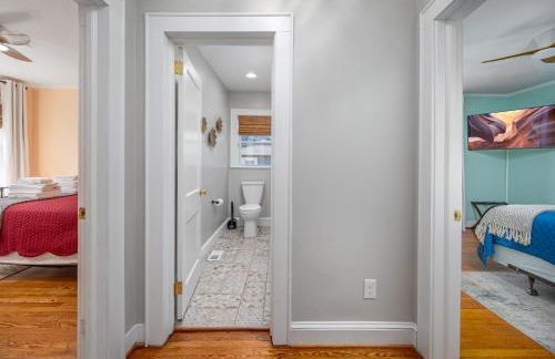 Stylish Durham Retreat - Walkable Sleeps 6 - Foto 38