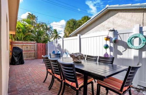 4 bd Near beach spacious solar heated pool waterfront home - Photo 34