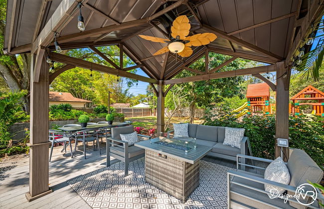 Luxury Retreat: Pool, Games, Basketball & More! - Foto 38