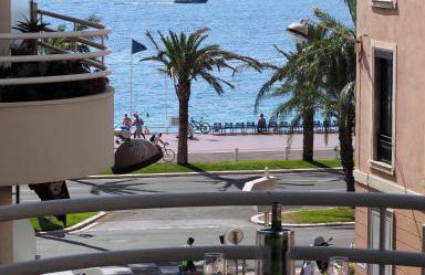 Nice Centre - Apartment with balcony and stunning sea view! - Photo 10